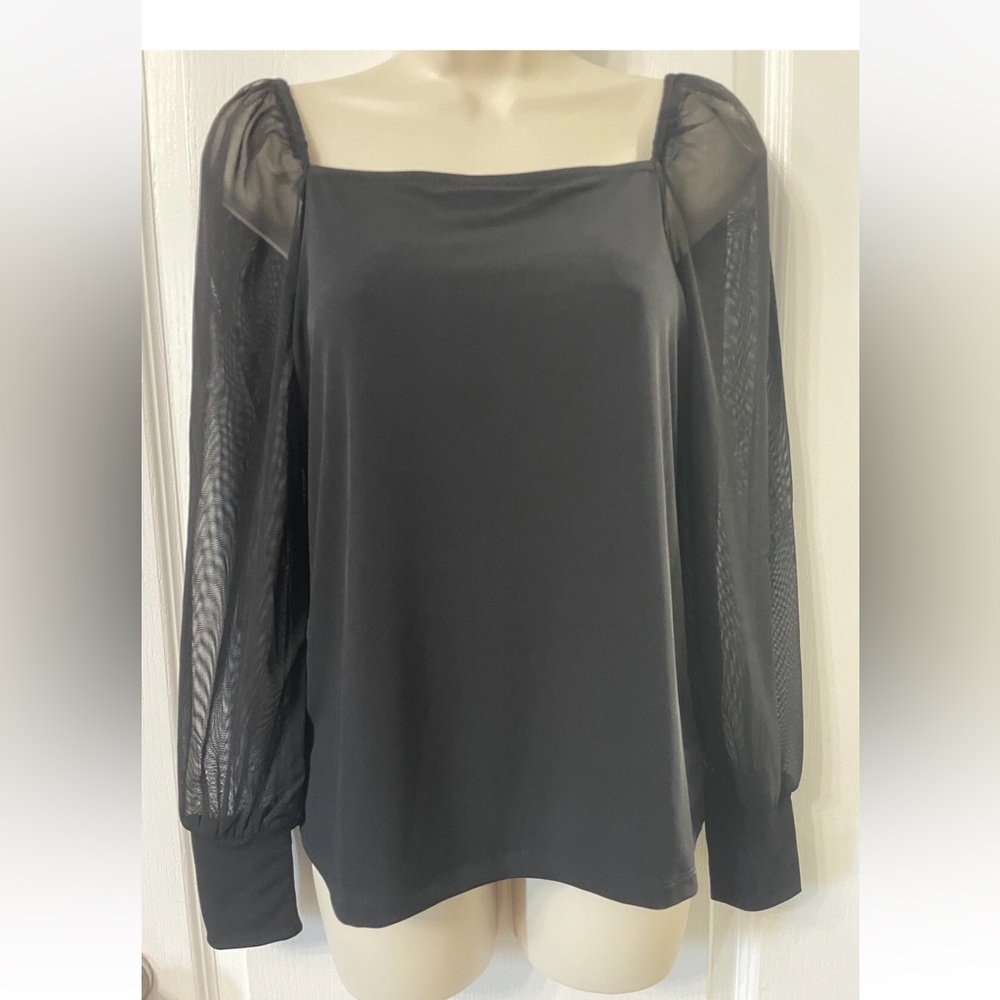 Tahari Holiday Quiet Luxury Black Blouse square neck and sheer sleeves sz M EUC